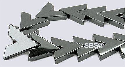 Hematite 17mm V-Shape (non-magnetic)